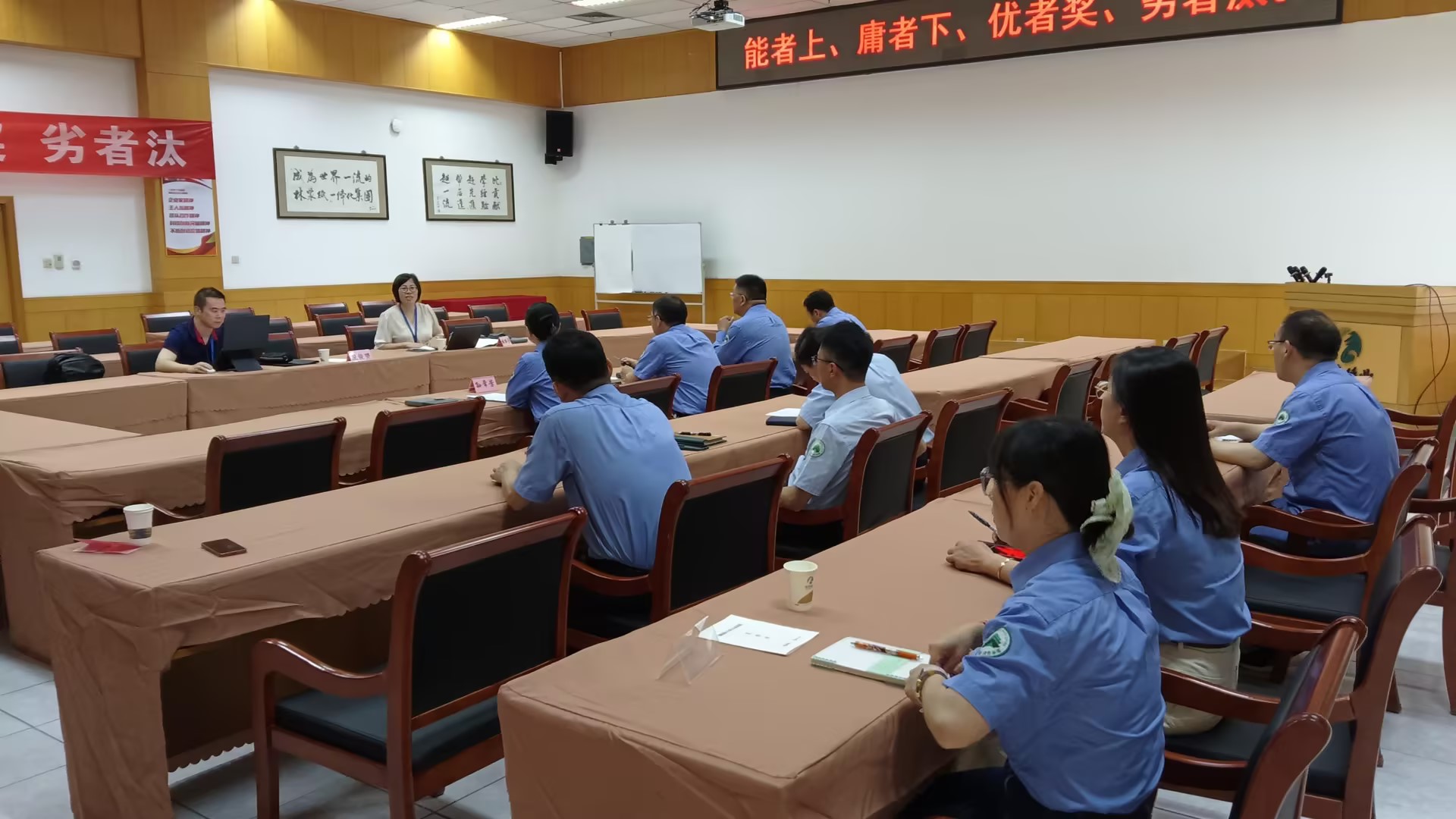 49c65f18337e07ea6e6772c64f4849ab(1).jpg 49c65f18337e07ea6e6772c64f4849ab(1).jpg